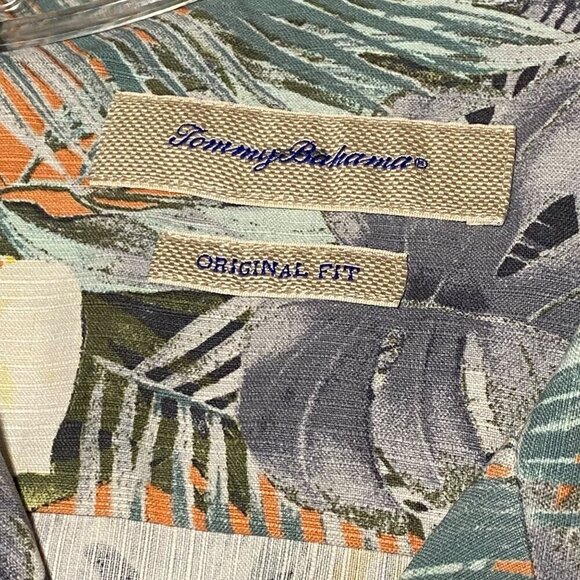 Tommy Bahamas Silk Tropical Floral Button Down Shirt Size XL - Picture 3 of 6